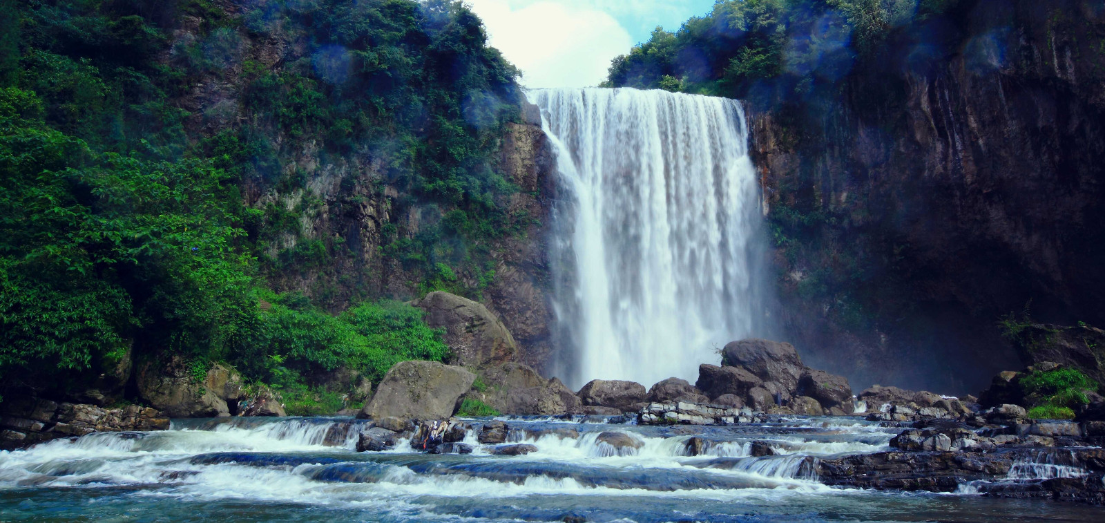 Zhijin Waterfall