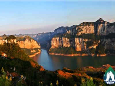 1-“Dongfenghu Lake Scenic Area”for short)